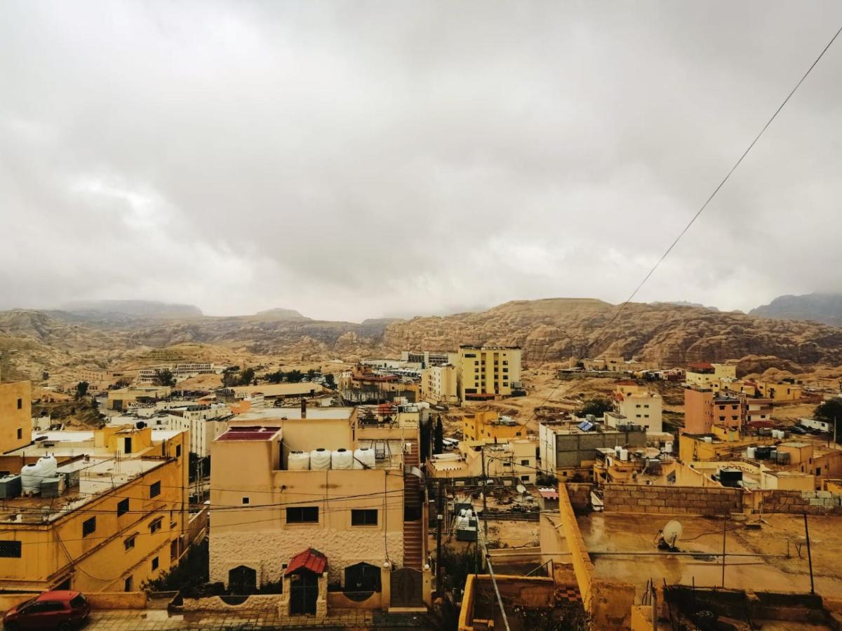 Jordanian Baity Apartment Wadi Musa Buitenkant foto
