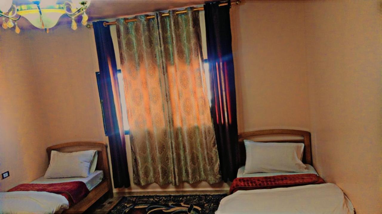 Jordanian Baity Apartment Wadi Musa Buitenkant foto